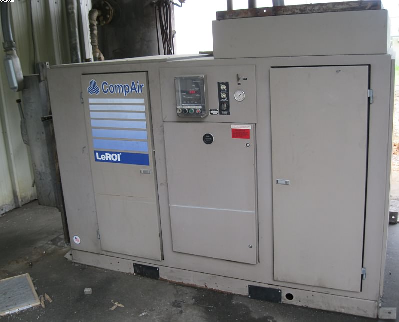 COMPARE LEROI Model A219-238-G10 Air Compressor,